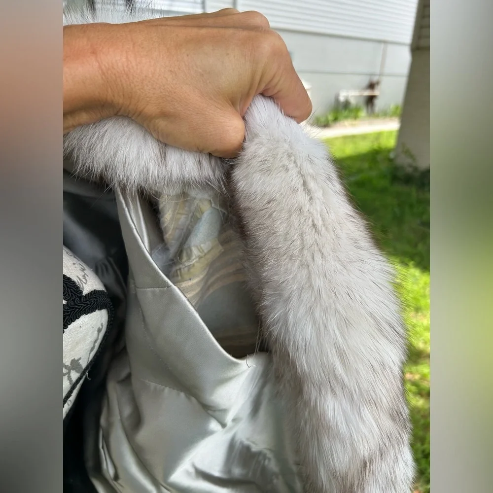 Genuine Natural Blue Fox 7/8 Horizontal Fur Coat - Picture 7 of 14